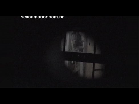 ❤️ Блонди ба таври махфӣ аз ҷониби як сайёҳи ҳамсоя, ки паси хиштҳои холӣ пинҳон шудааст, сабт мешавад ☑ Суперпорно дар мо tg.mass-pr.ru